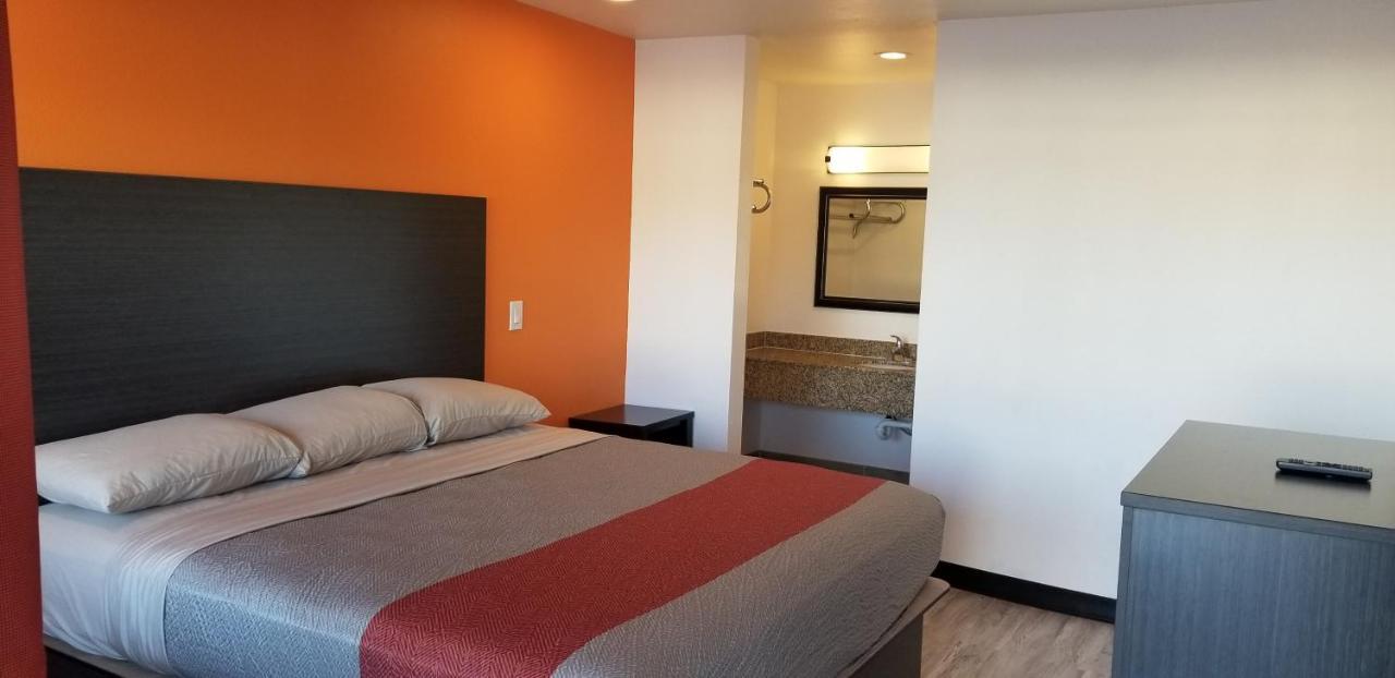 Budget Motel Of Usa ไฮน์สวิลล์ ภายนอก รูปภาพ